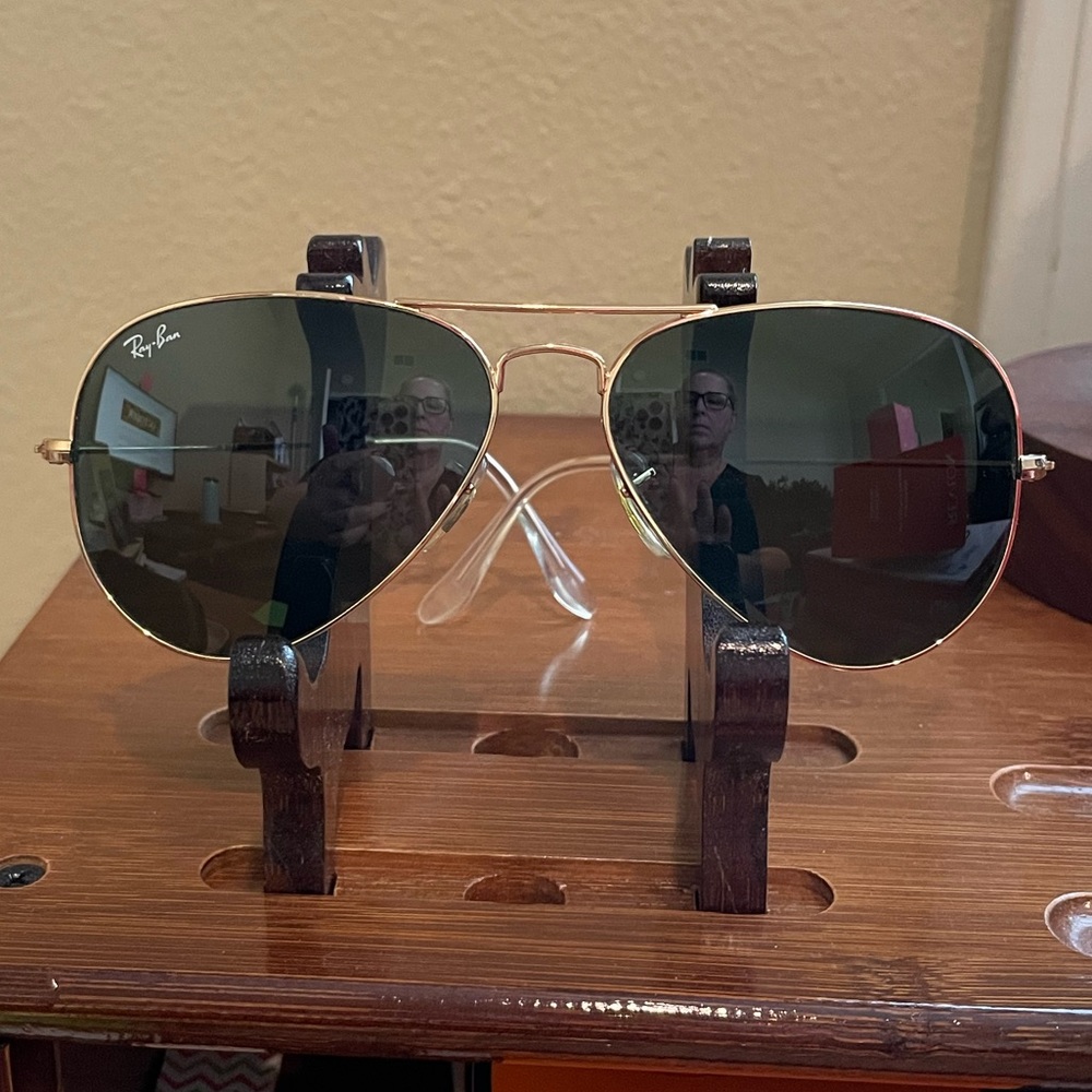 Ray-Ban Aviator Sunglasses - Picture 7 of 9